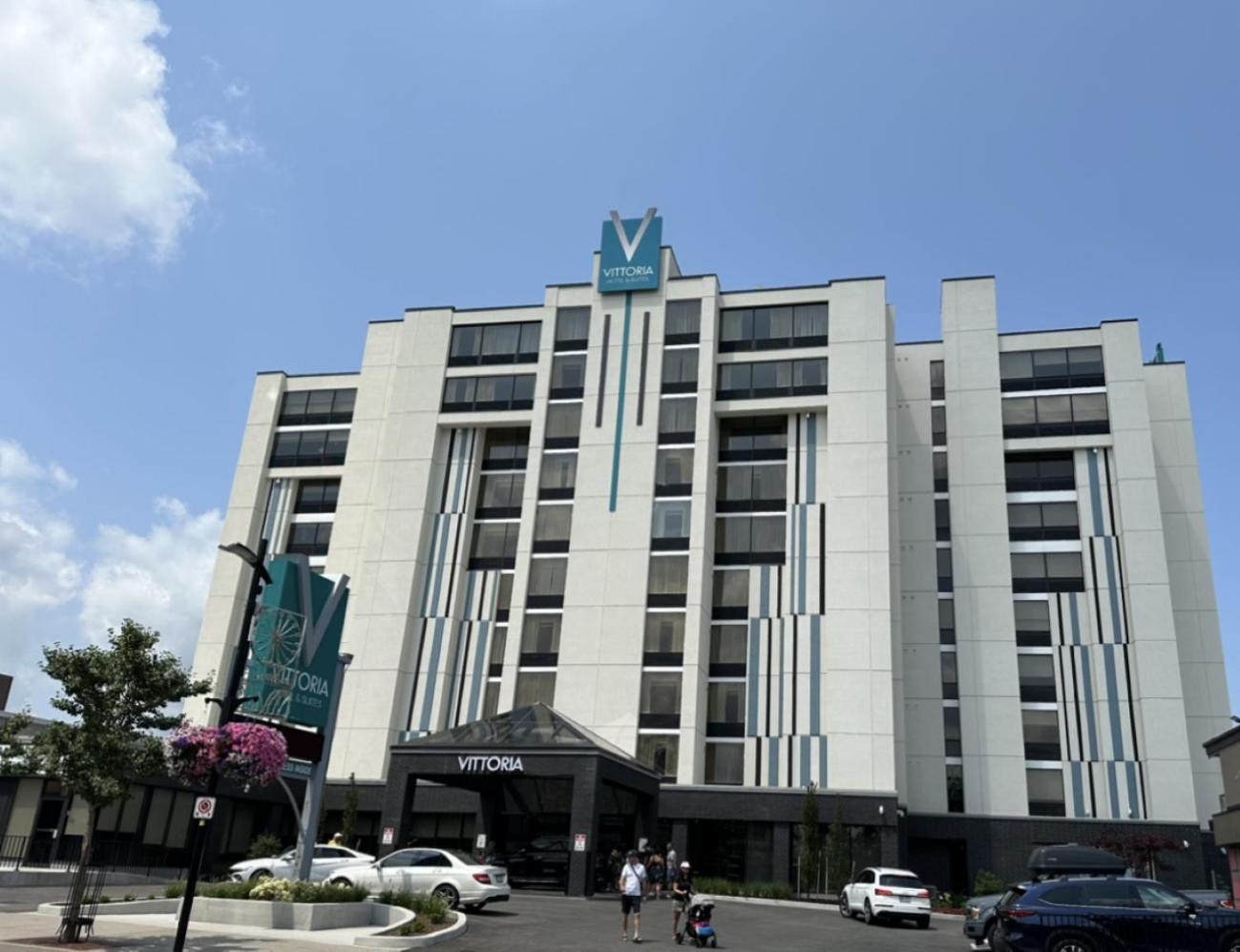 Vittoria Hotel & Suites Niagara Falls Exterior photo